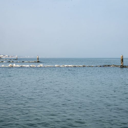 Barriere frangiflutti nella zona di Senigallia